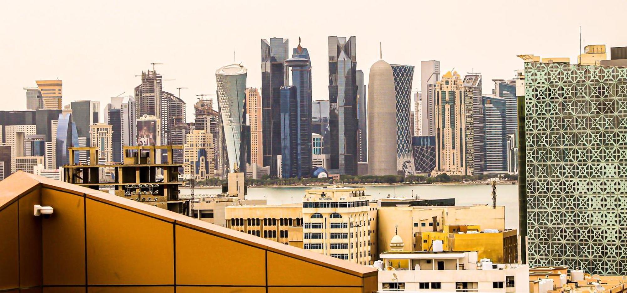 Saraya Palace Hotel Doha Extérieur photo