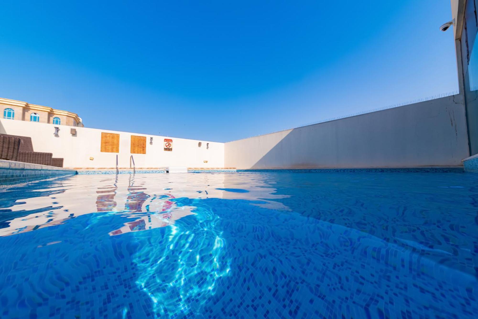 Saraya Palace Hotel Doha Extérieur photo