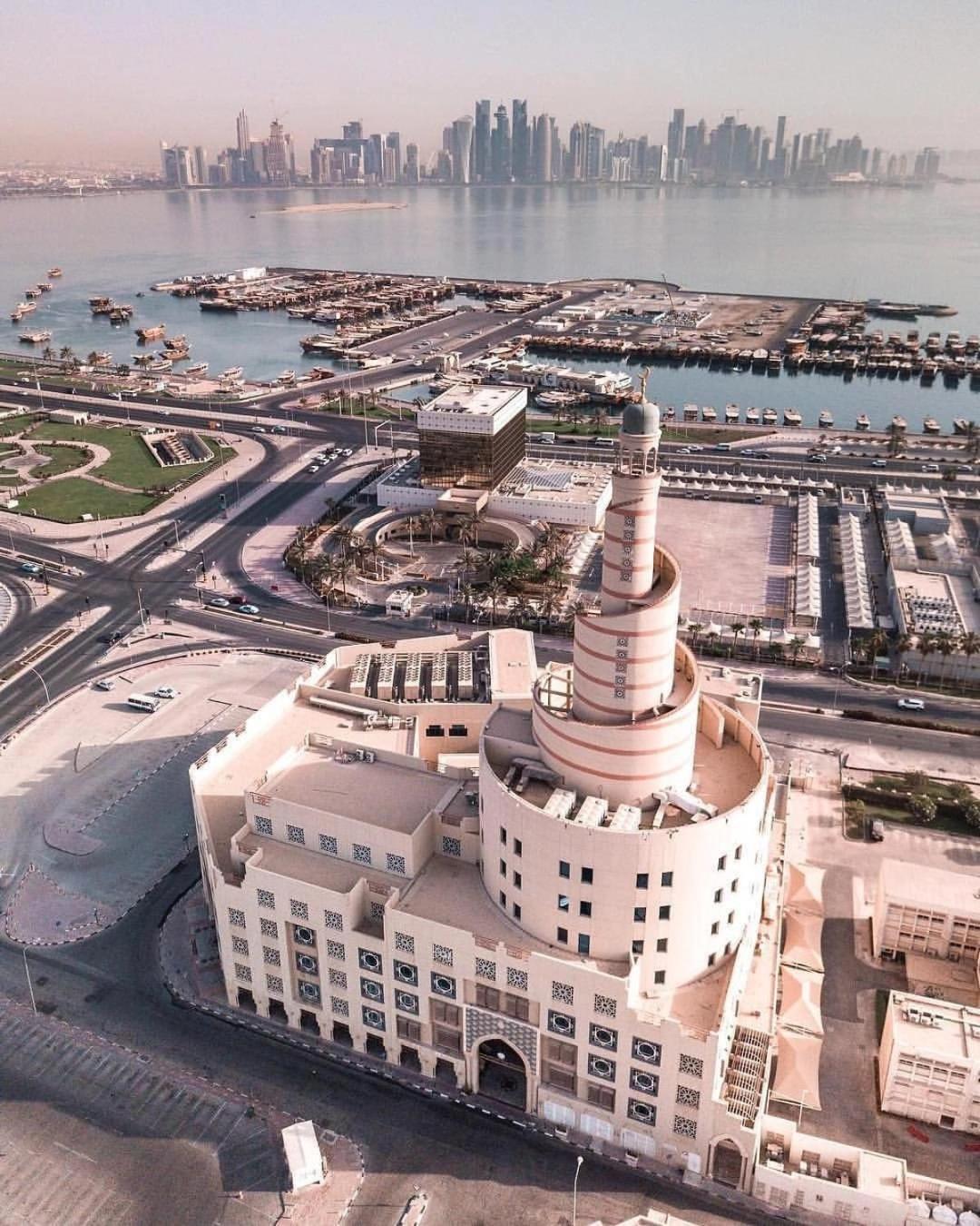 Saraya Palace Hotel Doha Extérieur photo